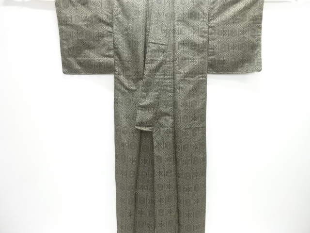  未使用品　華紋亀甲模様織り出し着物